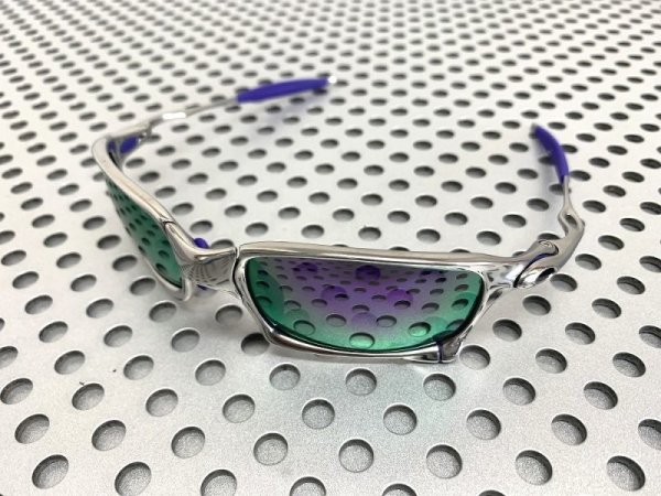 画像11: X-SQUARED バイオレット