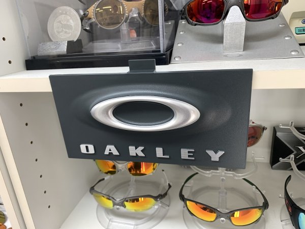 画像5: OAKLEY 壁掛けブランディングパネル（プラスチック製）