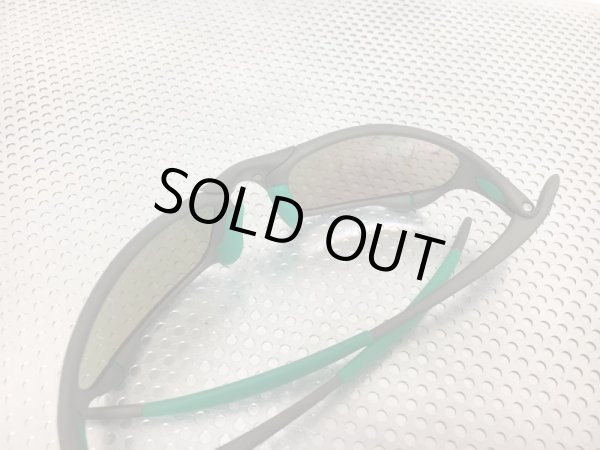 画像3: ジュリエット　エックスメタル　グリーンジェイドレンズ＆グリーンラバーパーツ (3)