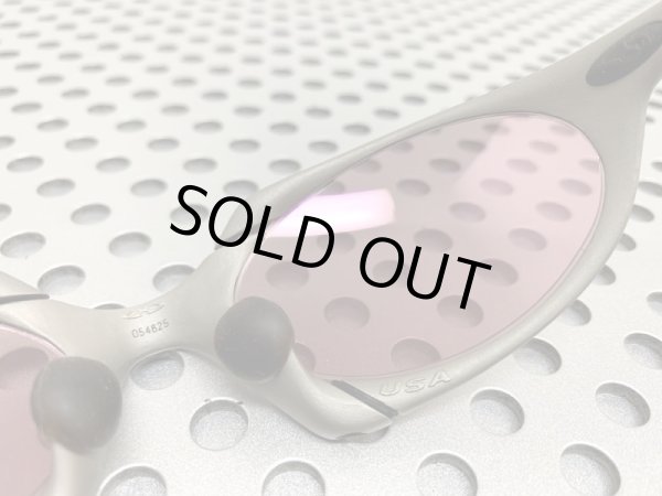 画像12: ロメオ1 NXT®調光レンズ ピンキーゴールド (12)