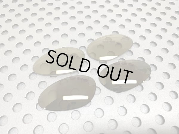 画像14: ペニー NXT®調光レンズ ゴールドヴァリア (14)