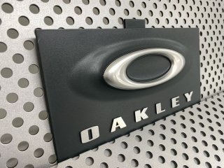 OAKLEY・オークリー・サングラスディスプレースタンド・アイコン・店舗用什器 OAKLEY・オークリー・サングラスディスプレースタンド・アイコン・店舗