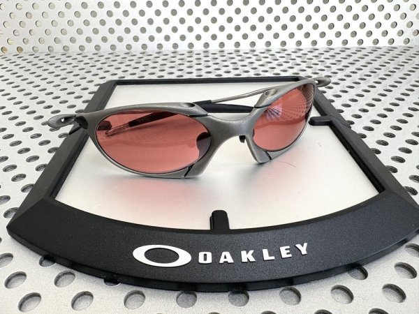 画像12: ロメオ1　NXT®調光レンズ プラスヴァリア (12)